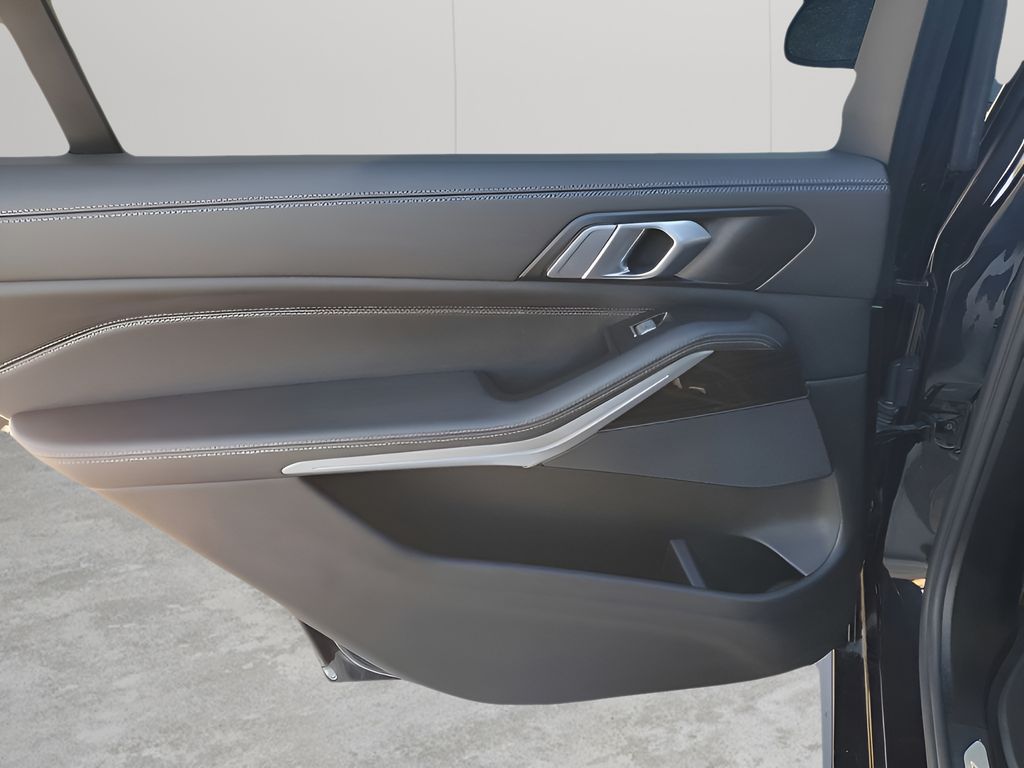 Used Car 2023 Bmw X7  Xdrive40i For Sale Under $50,000 In Austin, Texas