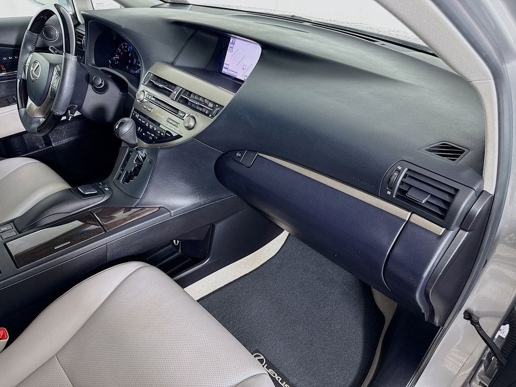 Thumbnail: 2013 Lexus RX - 31