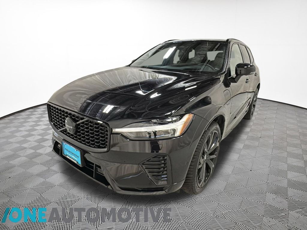 2024 Volvo XC60 Recharge T8 Ultimate Black Edition eAWD