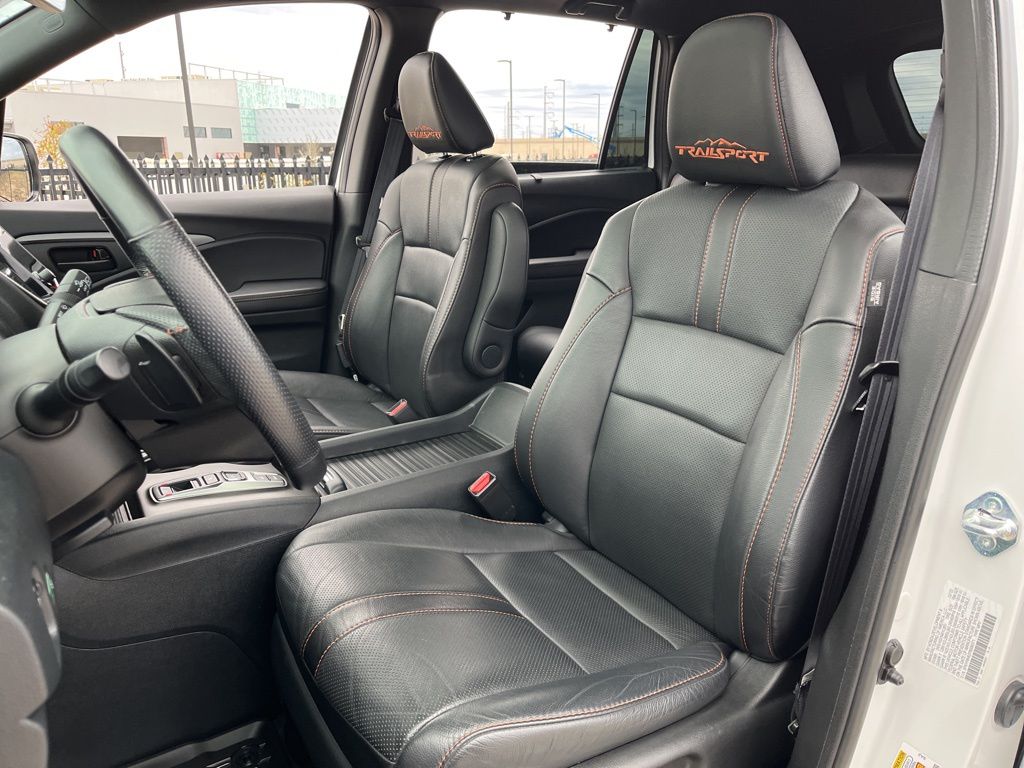 Thumbnail: 2023 Honda Passport - 25