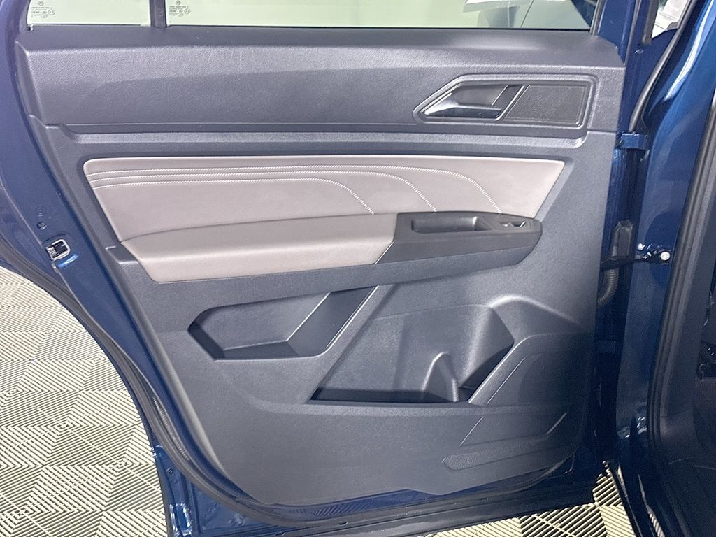 2022 Volkswagen Atlas Cross Sport 3.6L V6 SE w/Technology