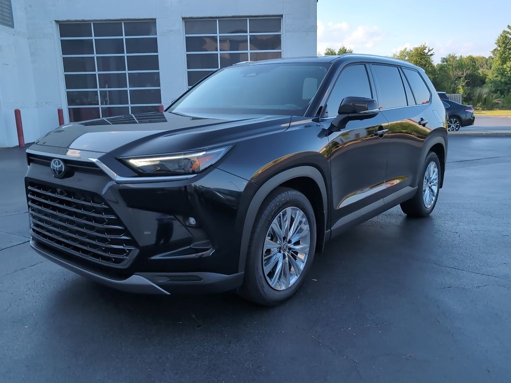  2026 Toyota Grand Highlander Platinum AWD   