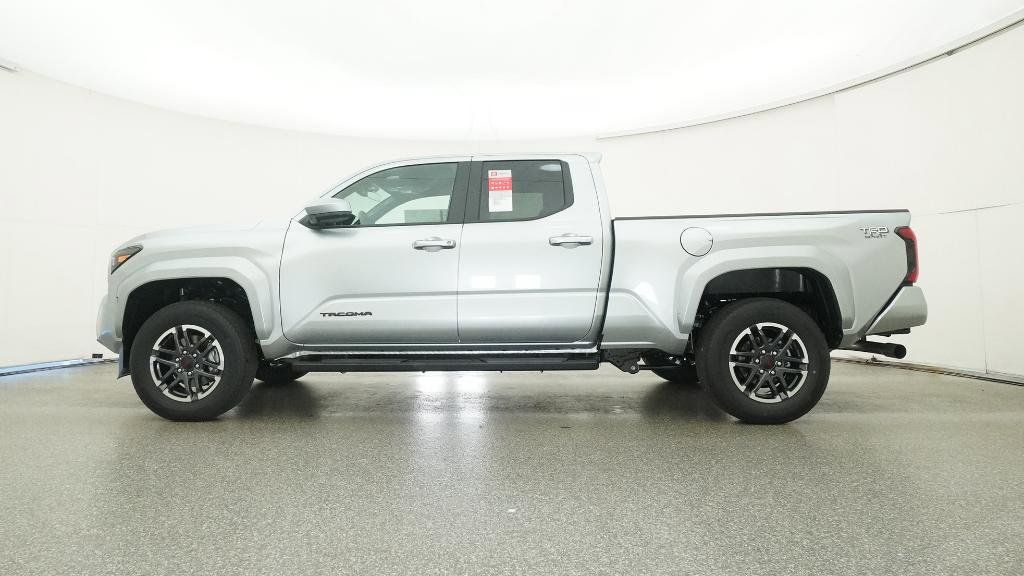 Thumbnail: 2025 Toyota Tacoma - 5