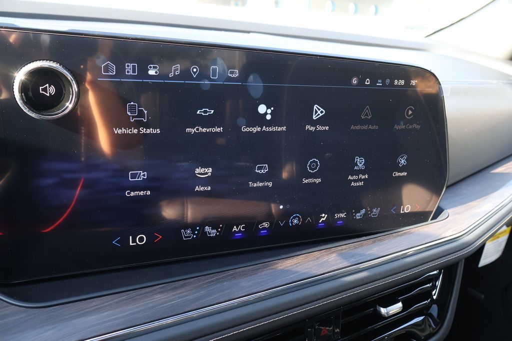 Thumbnail: 2025 Chevrolet Suburban - 27