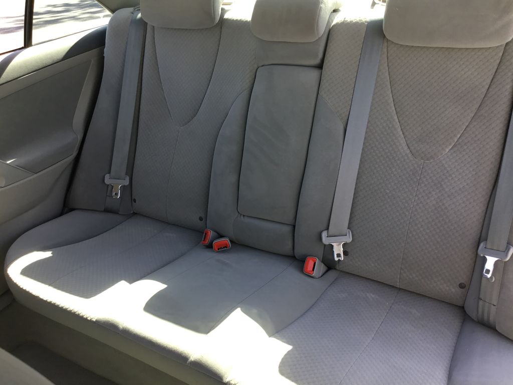 2009 Toyota Camry LE 13