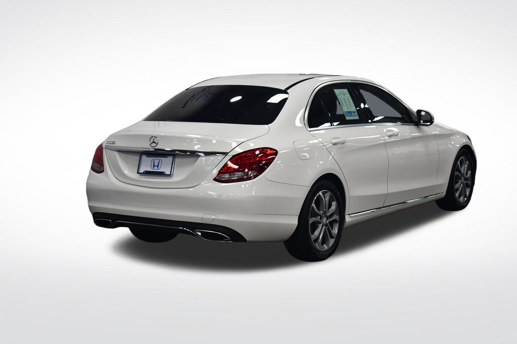Thumbnail: 2017 Mercedes-Benz C-Class - 7