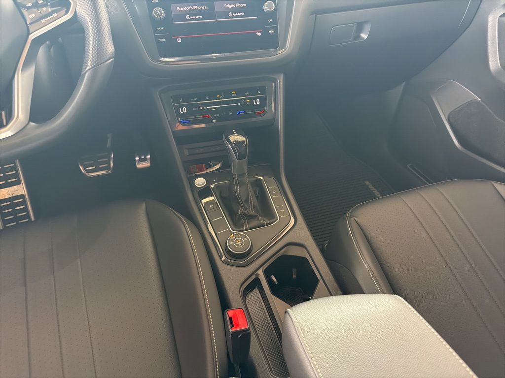 Thumbnail: 2023 Volkswagen Tiguan - 16