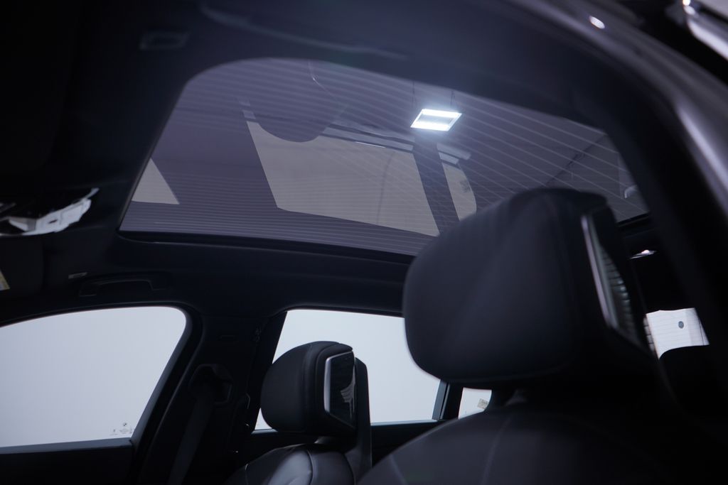 Thumbnail: 2025 BMW i7 - 8