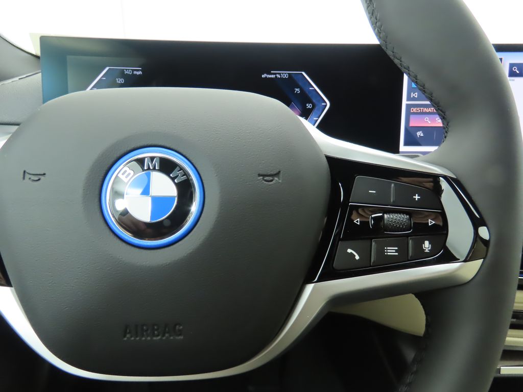 Thumbnail: 2026 BMW i4 - 12