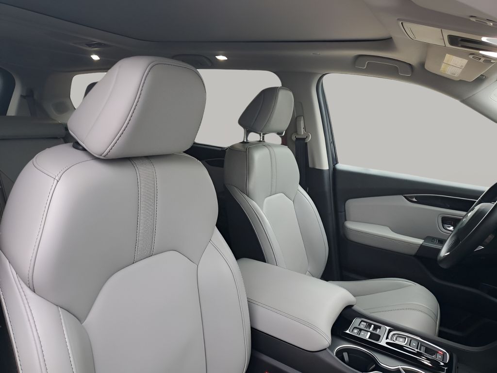 Used Car 2025 Honda Pilot  Touring For Sale Under $50,000 In Austin, Texas