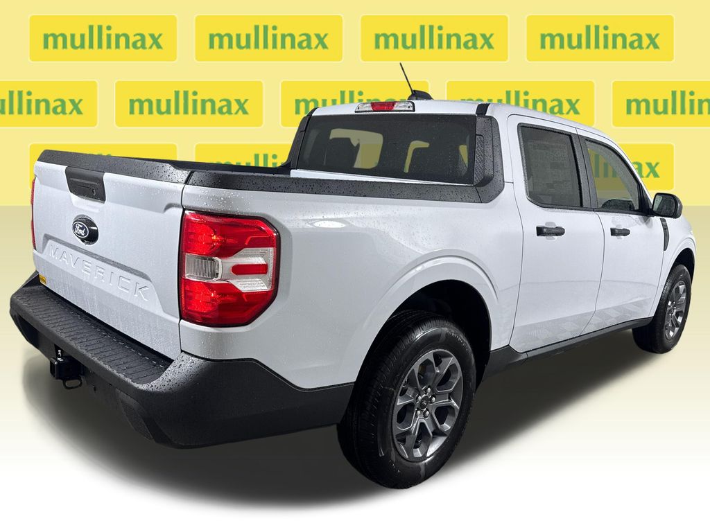New 2026 White Ford XLT image 19