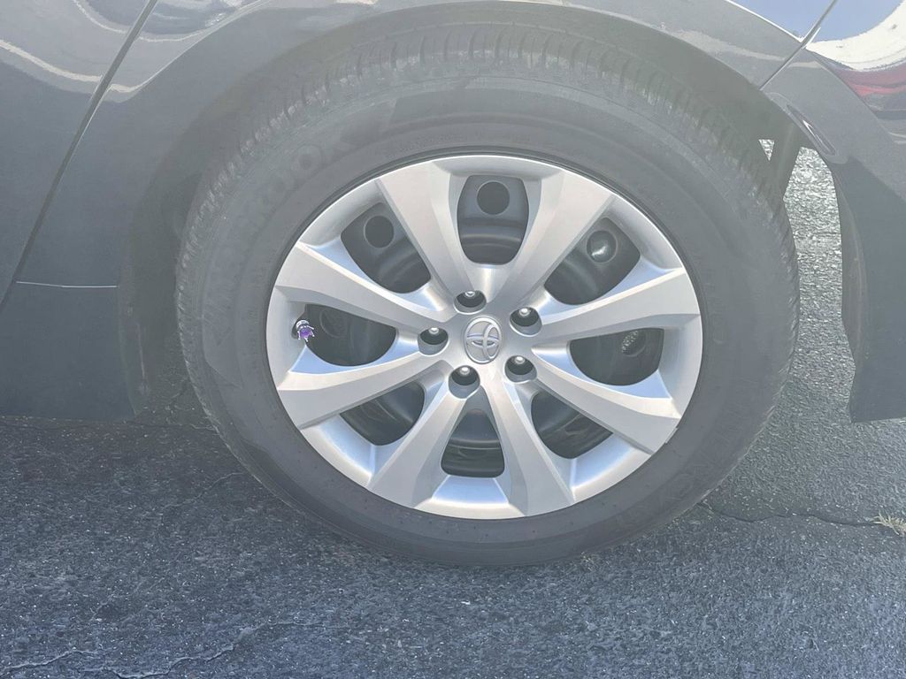 Used 2026  Toyota LE image 10