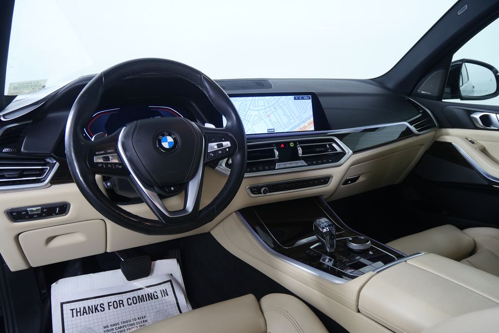 Thumbnail: 2021 BMW X5 - 17