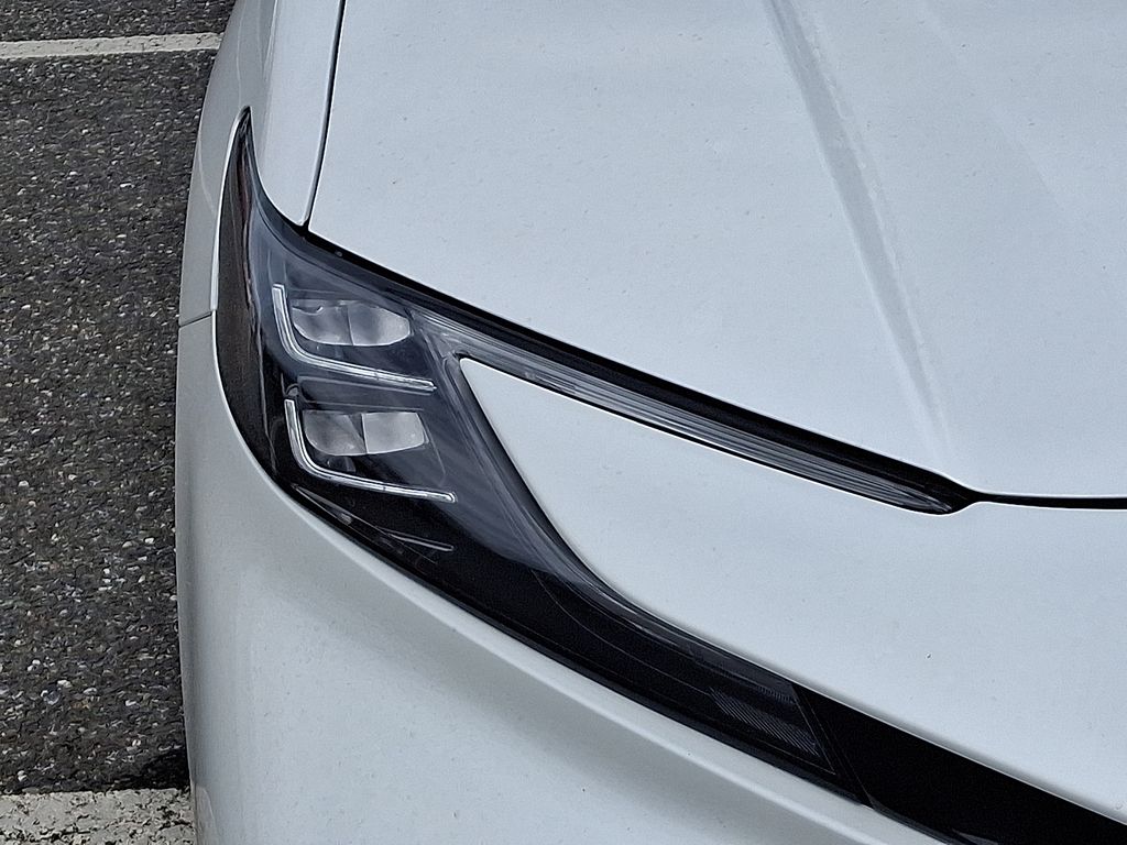 Thumbnail: 2025 Toyota Camry - 8