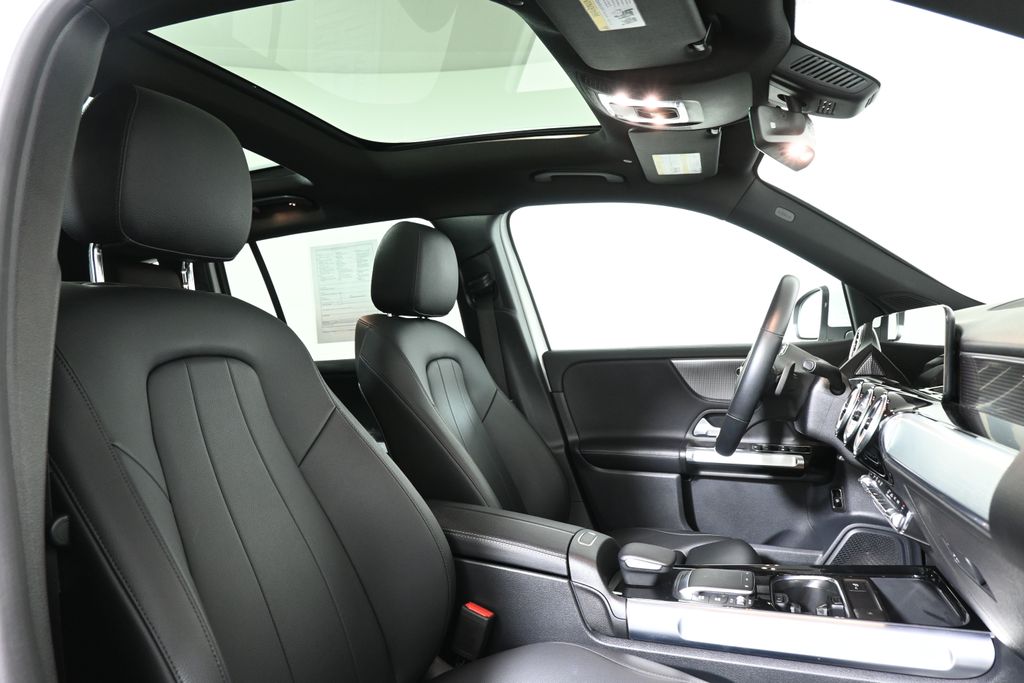 2022 Mercedes-Benz GLB 250 26