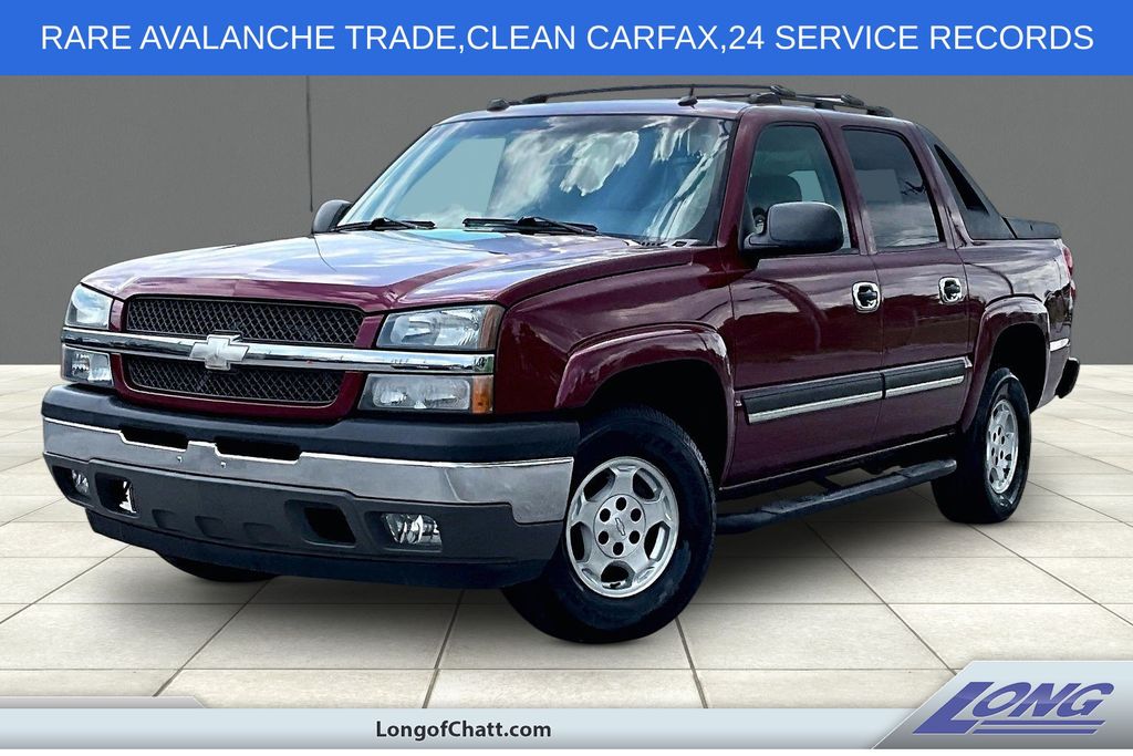 Sport Red Metallic 2005 Chevrolet Avalanche Pickup Truck Rear-Wheel Drive 4-Speed Automatic Overdrive