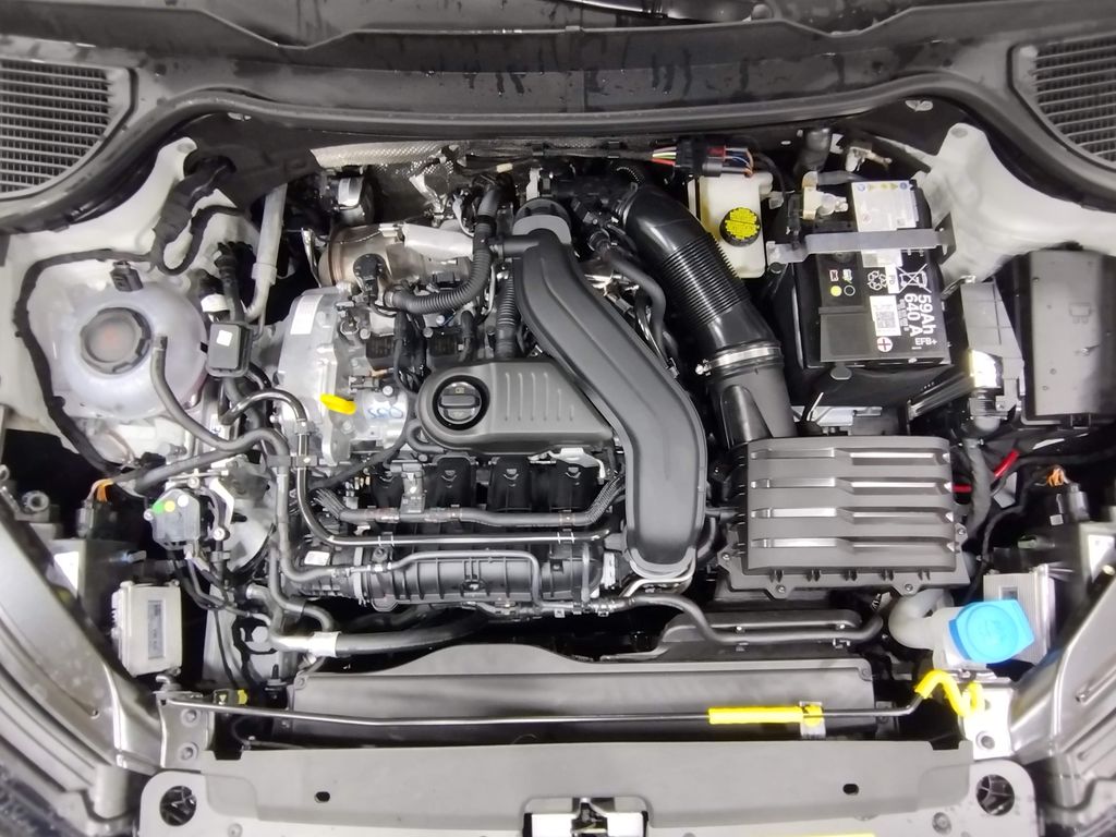 2025 Volkswagen Taos 1.5T SE Black