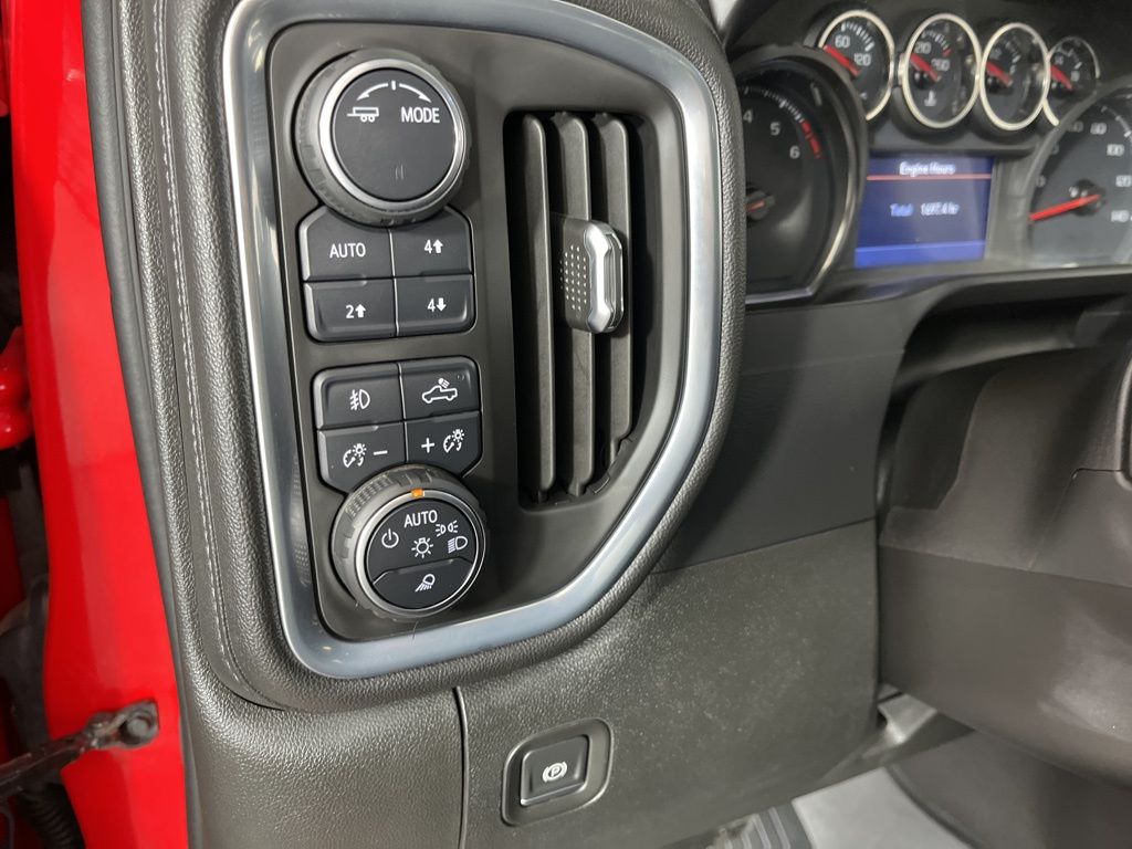 2021 Chevrolet Silverado 2500 LTZ 29