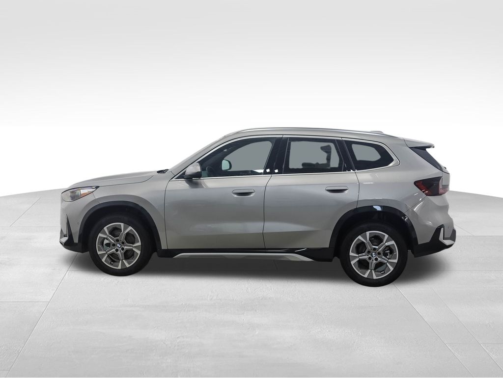 Thumbnail: 2026 BMW X1 - 2