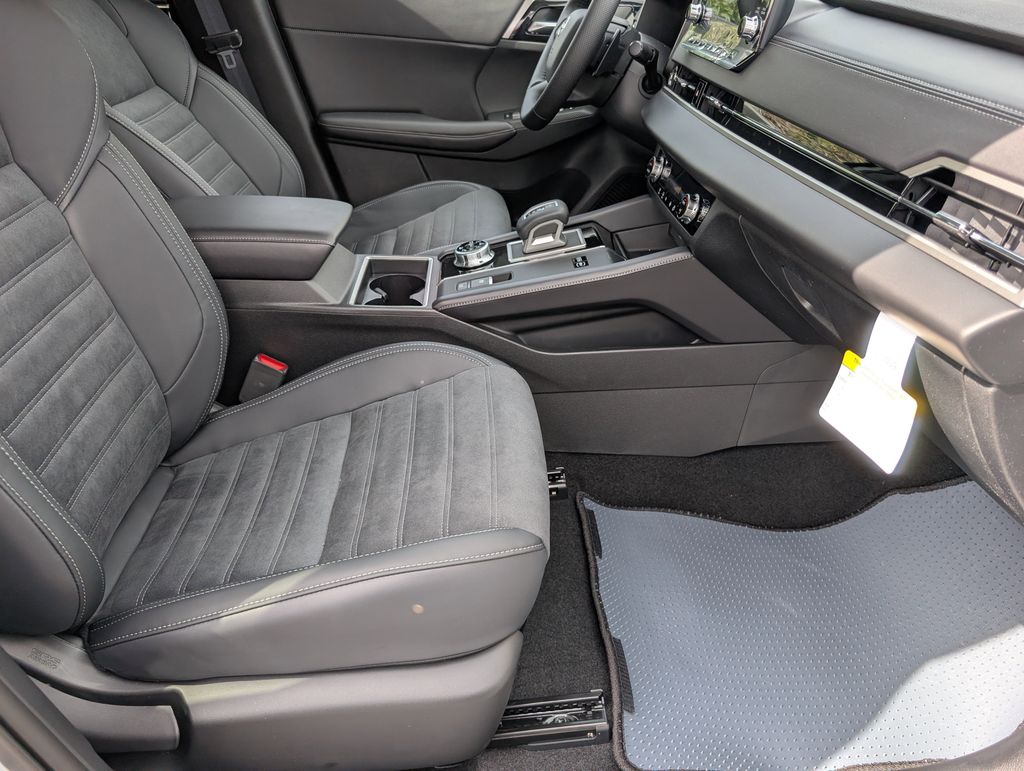 New 2026 Nissan Rogue Plug-in Hybrid SUV