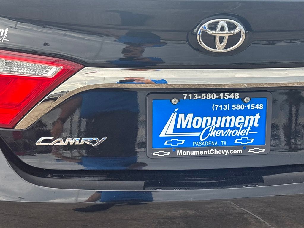 2017 Toyota Camry SE Black at Gullo Toyota