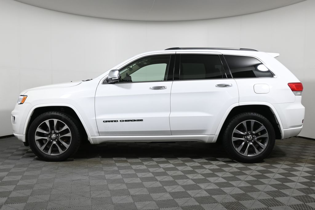 2018 Jeep Grand Cherokee Overland 2