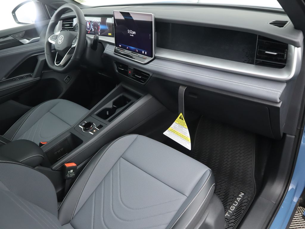 Thumbnail: 2026 Volkswagen Tiguan - 17