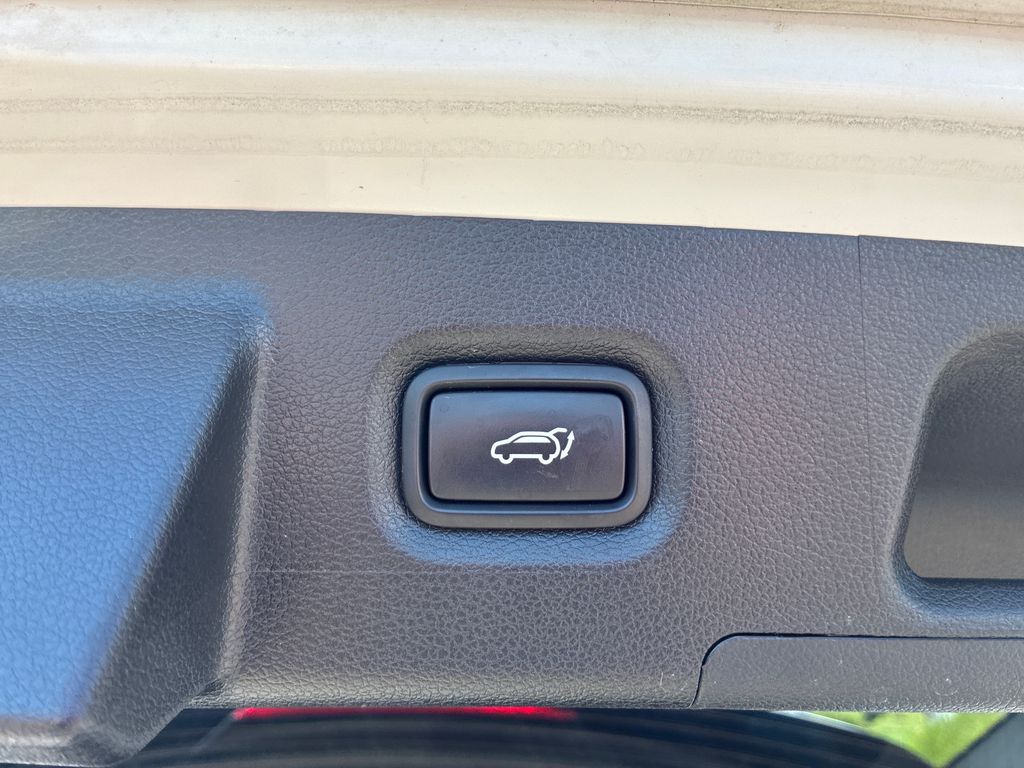 2023 Hyundai Santa Fe SEL White at Bob Ruth Ford