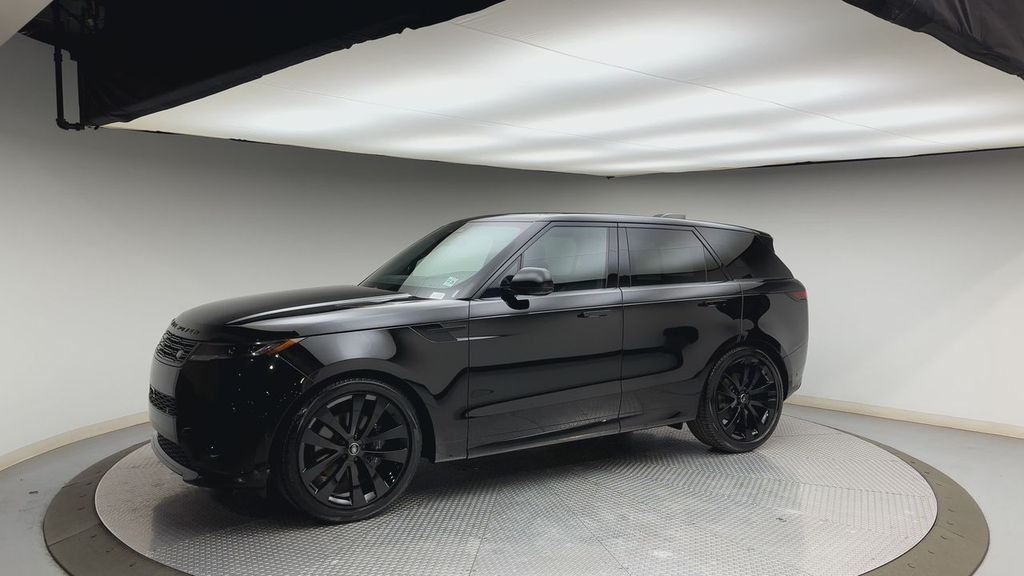 Thumbnail: 2024 Land Rover Range Rover Sport - 6
