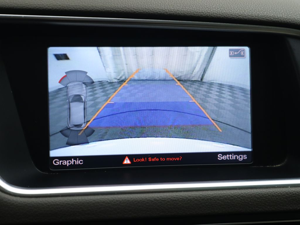 Thumbnail: 2014 Audi Q5 - 16