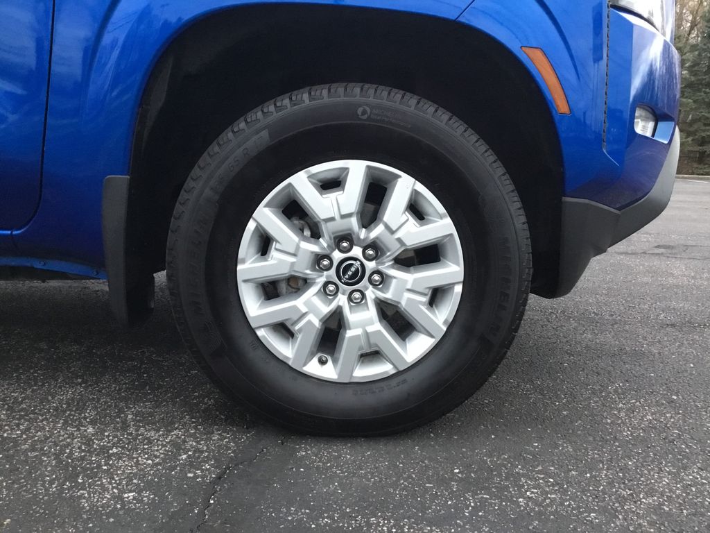 Thumbnail: 2024 Nissan Frontier - 12