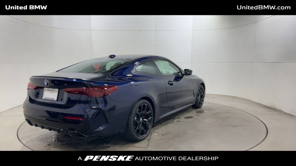 Thumbnail: 2026 BMW 4 Series - 8