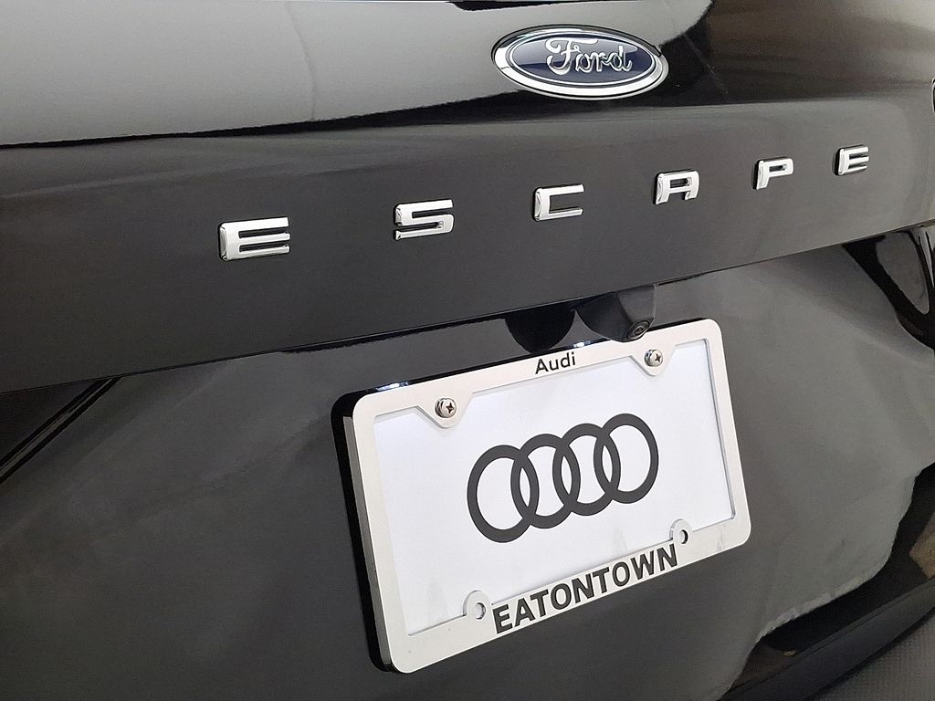 Thumbnail: 2024 Ford Escape - 30