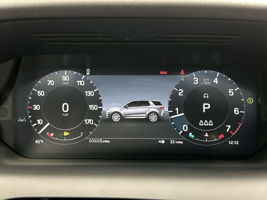 Thumbnail: 2025 Land Rover Discovery Sport - 13