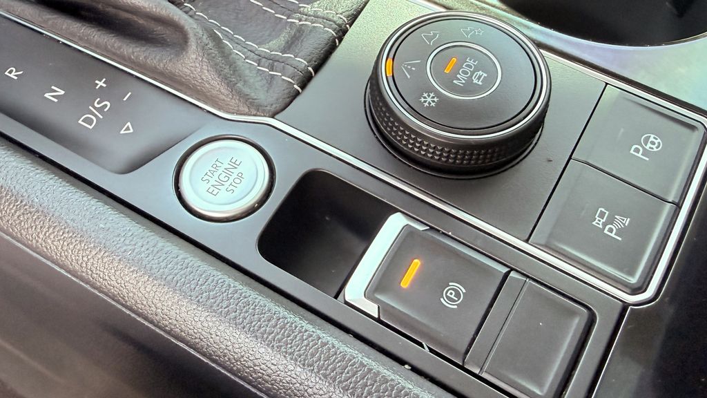 Used 2021 Volkswagen Atlas SEL Premium 4D Sport Utility