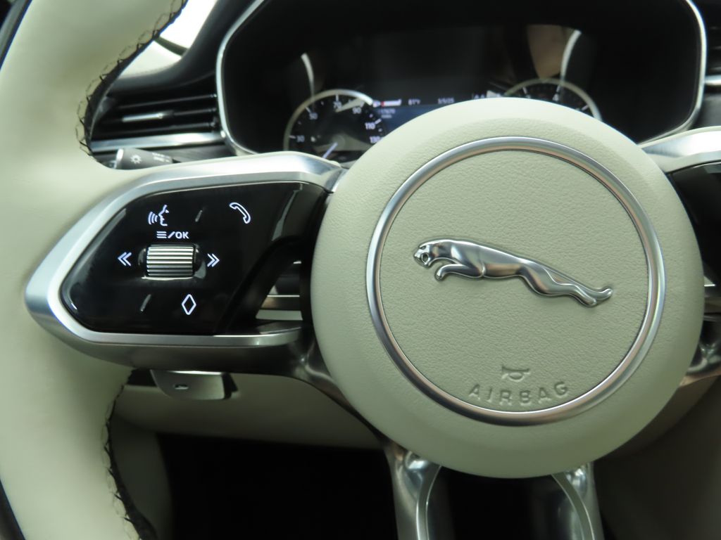 2023 Jaguar F-Pace S 11