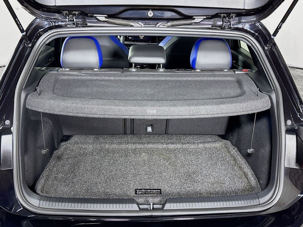 2024 Volkswagen Golf R 2.0T