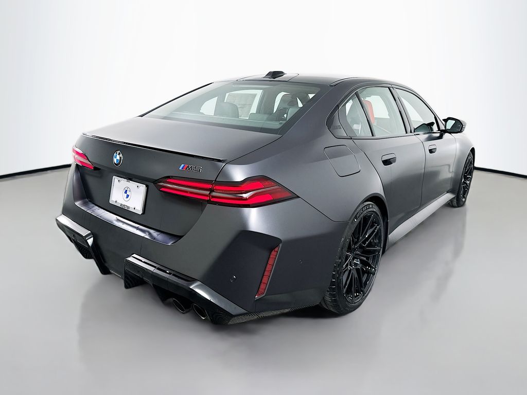 Thumbnail: 2026 BMW M5 - 5