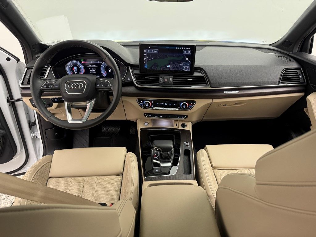Thumbnail: 2025 Audi Q5 - 31