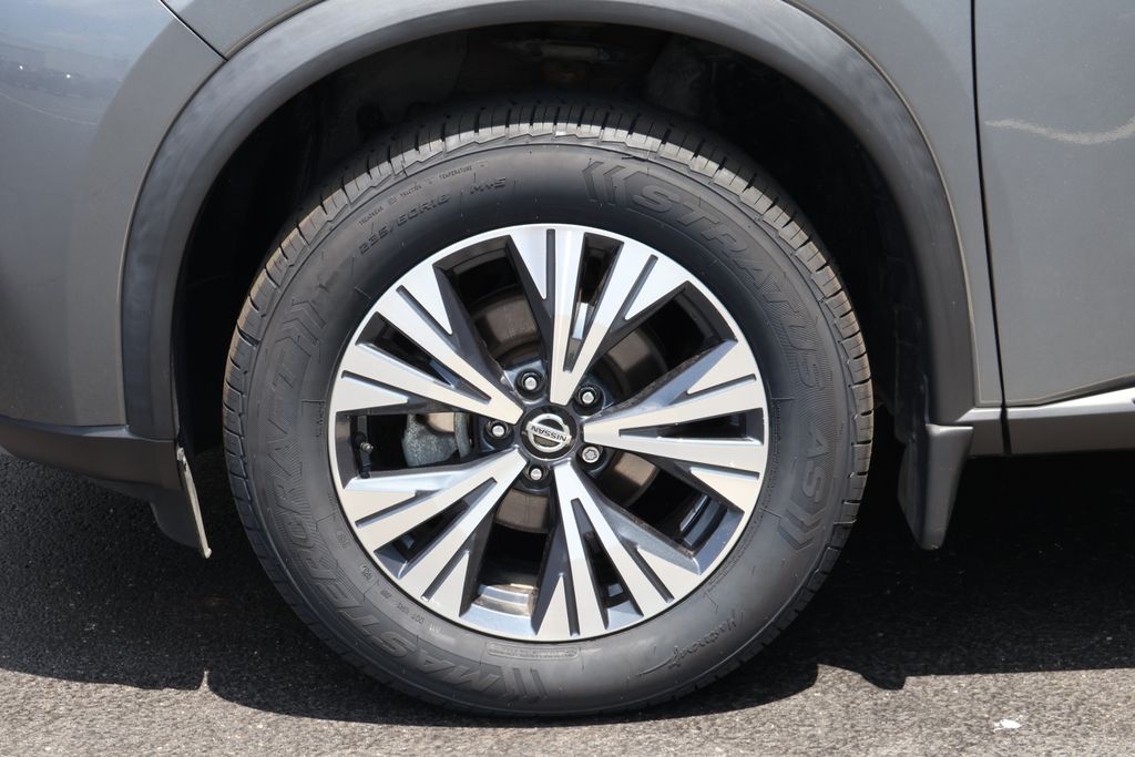 Thumbnail: 2021 Nissan Rogue - 11