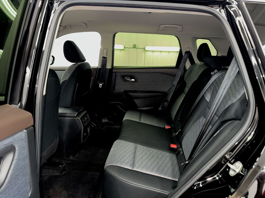 Used 2023 Nissan Rogue SUV