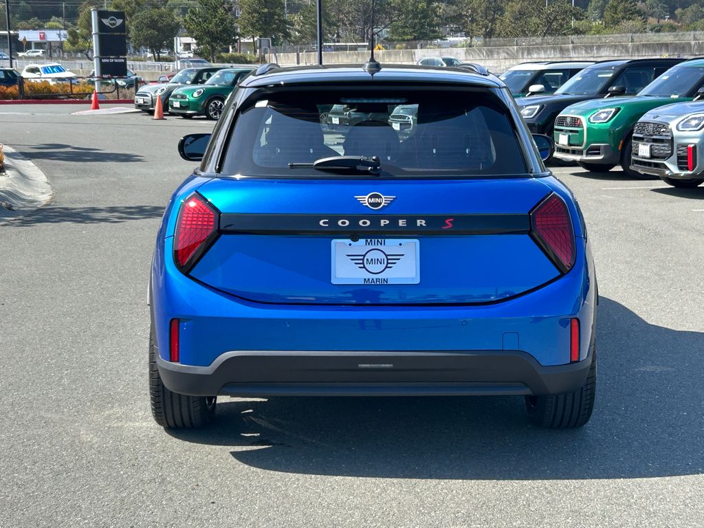 Thumbnail: 2026 MINI Cooper - 4
