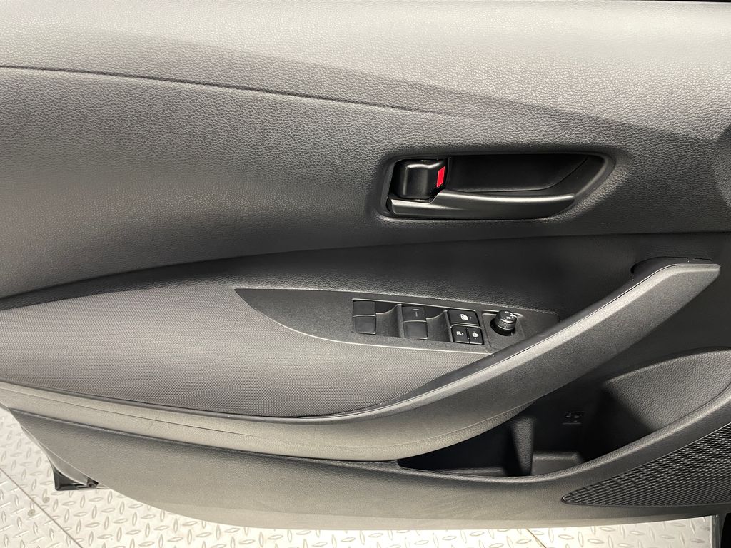 Thumbnail: 2025 Toyota Corolla - 9