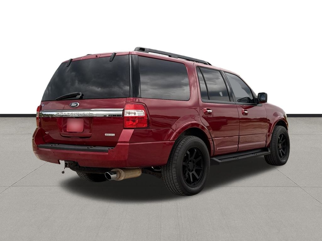 2015 Ford Expedition XLT - 4