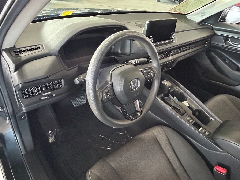 Used 2024 Canyon River Blue Metallic Honda EX image 24