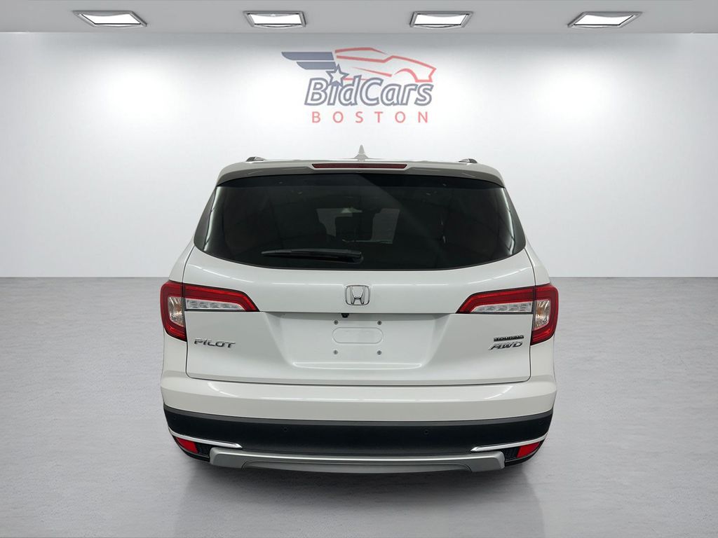 used 2022 Honda Pilot car, priced at $34,985