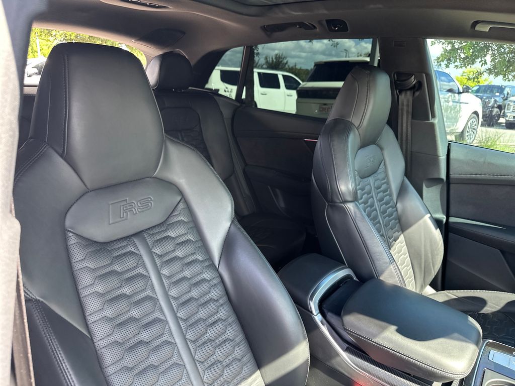 Used Car 2023 Audi Rs Q8  4.0t For Sale Under $100,000 In Austin, Texas