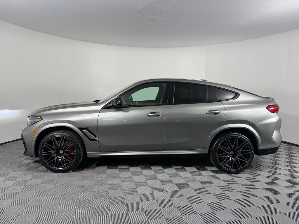 2023 BMW X6 M 8