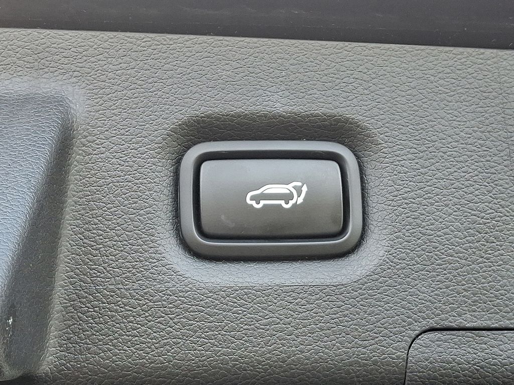Thumbnail: 2023 Hyundai Santa Fe - 32