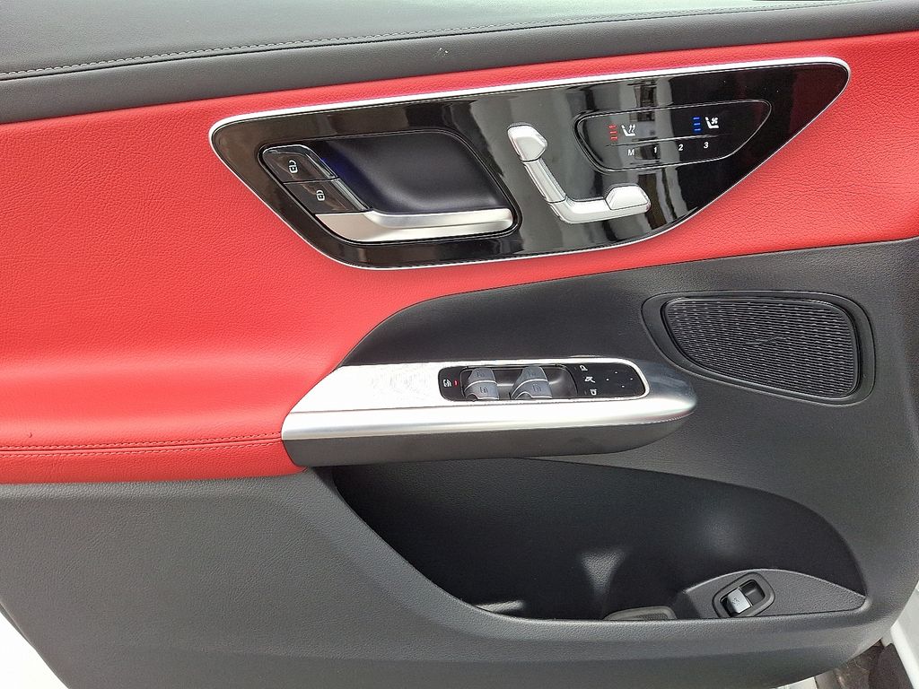 Thumbnail: 2026 Mercedes-Benz GLC - 8